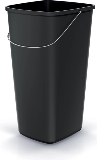 Praktická kovová rukoväť na jednoduché prenášanie