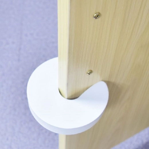 Diskrétna a univerzálna