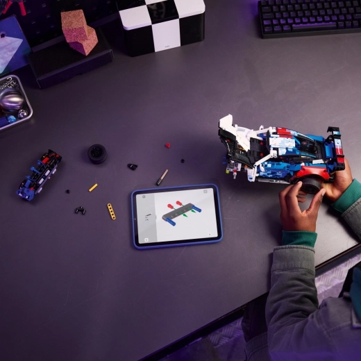 Stavba s podporou aplikácie a digitálne pretekanie