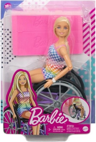 Barbie Fashionistas bábika na vozíku s kockovaným oblečením