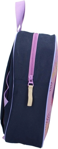 Kompaktný tvar a zapínanie na zips