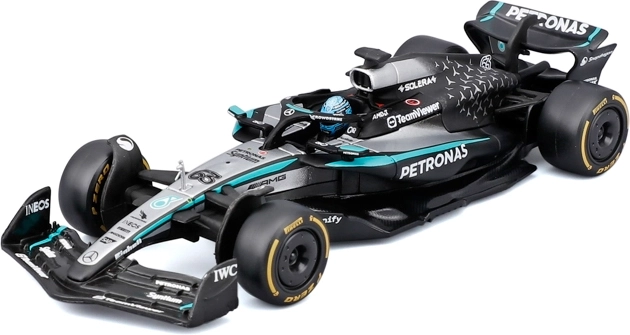 Model Formuly 1 Bburago Mercedes‑AMG Petronas W16 2025 George Russell v akrylovom boxe (1:43)