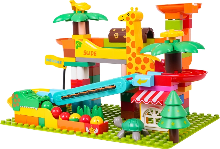 Kreatívna guľôčková dráha v motíve safari