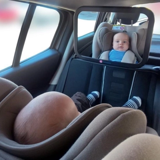 Široký a jasný výhľad na bábätko