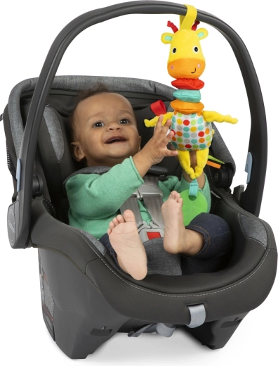 Praktické uchytenie na kočík aj autosedačku