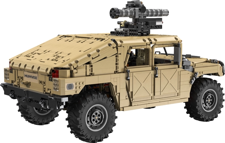 Bohaté detaily exteriéru aj interiéru