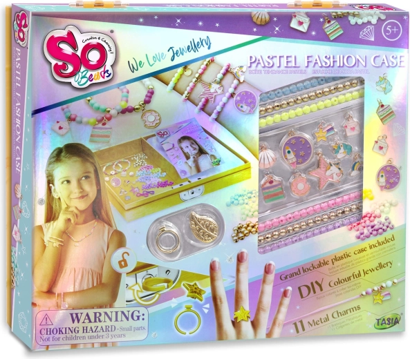 Tasia sada na výrobu šperkov s kovovými príveskami