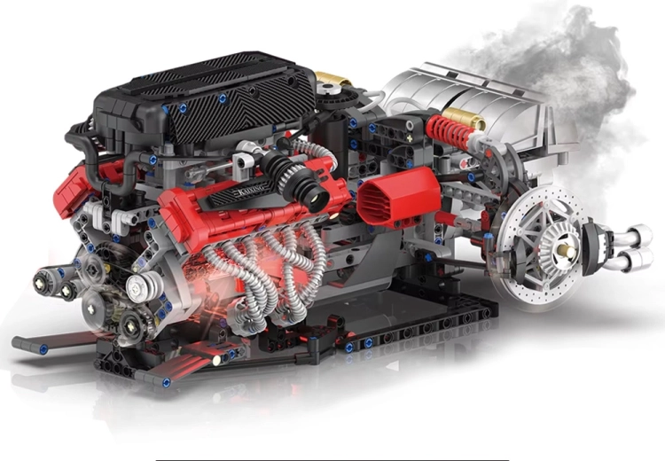 Realistický V12 motor s funkčnými mechanizmami
