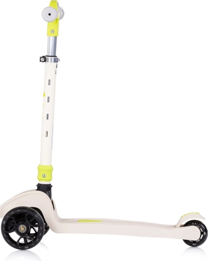 Stabilná trojkolesová konštrukcia na jednoduché učenie