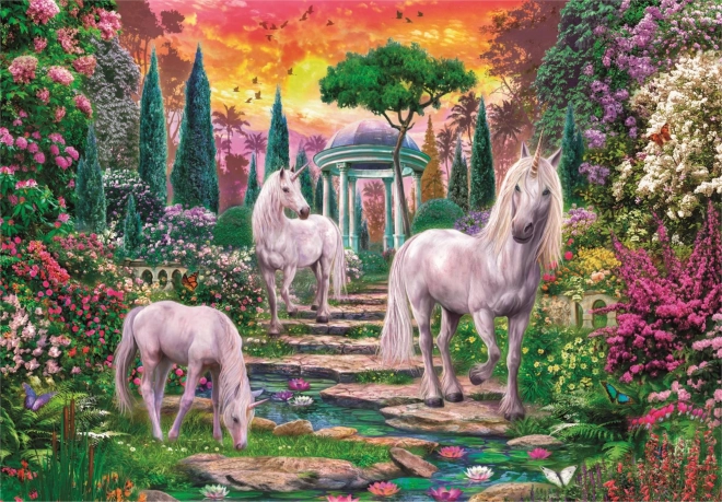 Puzzle 2000 dielikov Jednorožce v záhrade CLEMENTONI