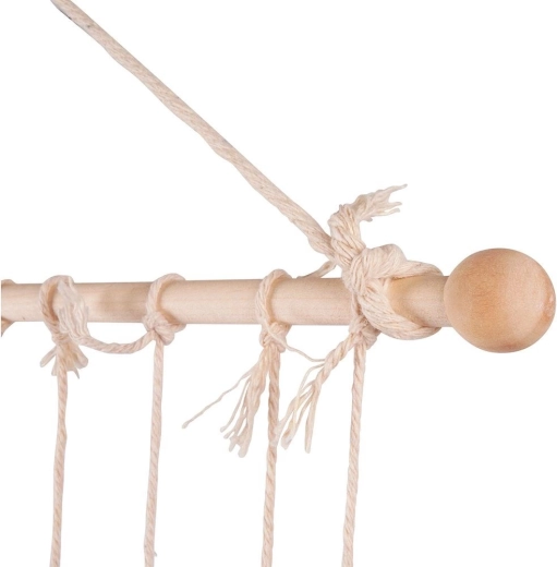 Pevná drevená tyč a odolné šnúrky