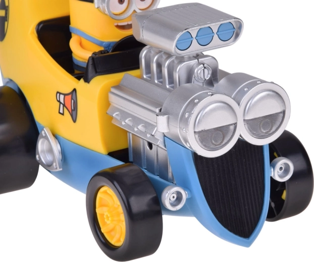 Vibrujúci motor pre realistickú akciu