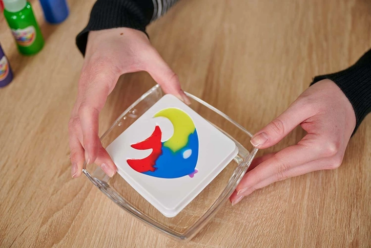 Žiarivé 3D postavičky počas pár sekúnd