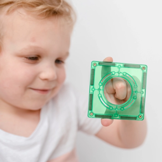 Stavajte stabilné 3D konštrukcie s neodýmovými magnetmi