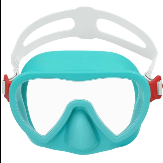 Široký a čistý výhľad pod vodou