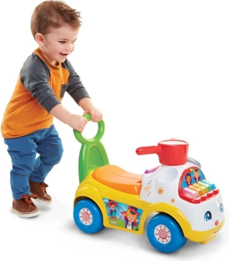 Odrážadlo aj chodítko v jednom