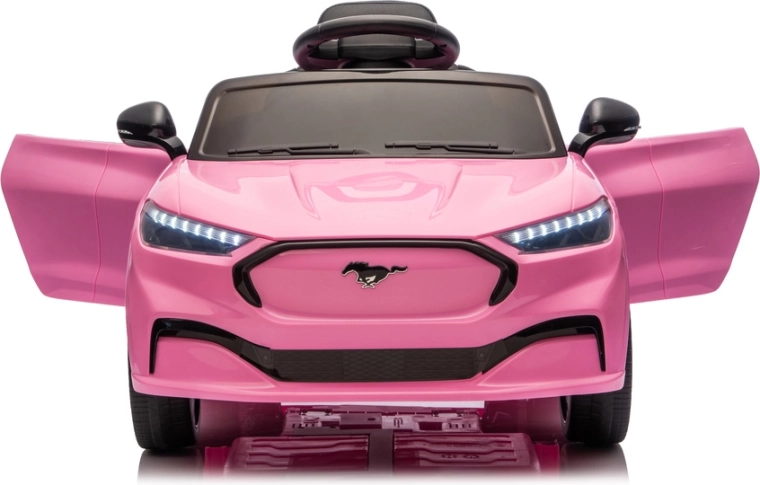 Realistický vzhľad športového vozidla