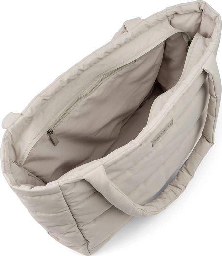 Priestranná hlavná priehradka na zips