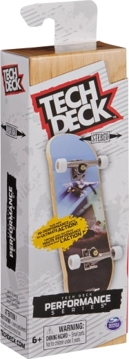 Realistický pocit z jazdy vďaka drevenej doske