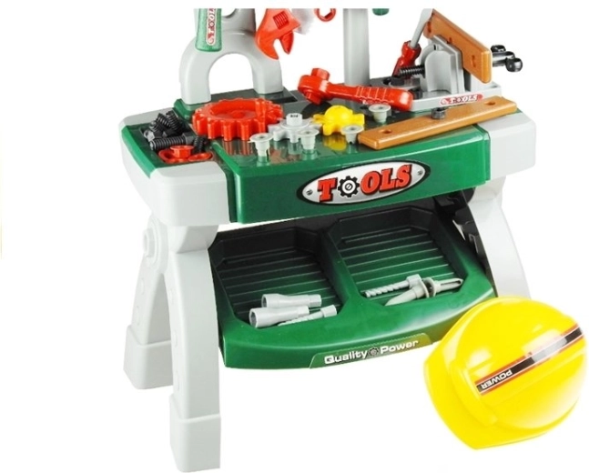 Bohaté príslušenstvo vrátane helmy