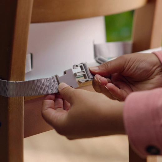 Stabilné uchytenie k väčšine stoličiek