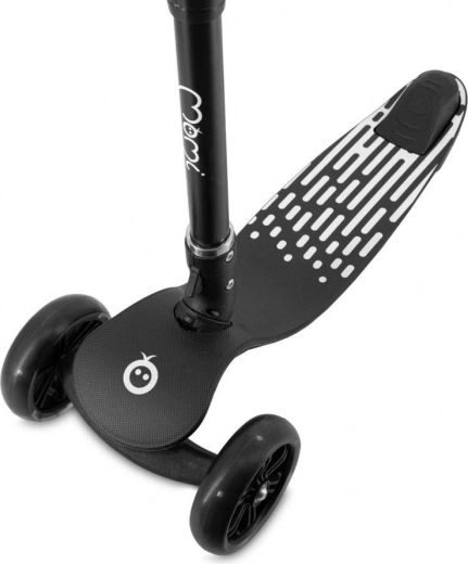 Stabilita troch kolies a protisklzová plocha