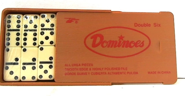 Klasické domino v kostennom štýle