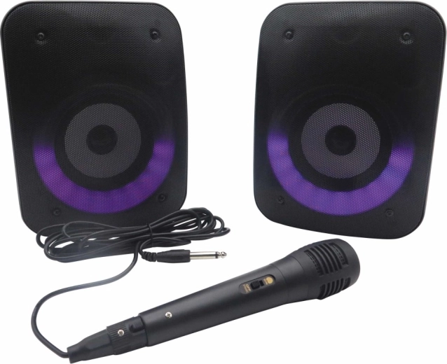 Pripravené na karaoke s mikrofónom