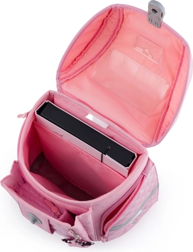 Chytré vnútorné členenie a ľahké zapínanie