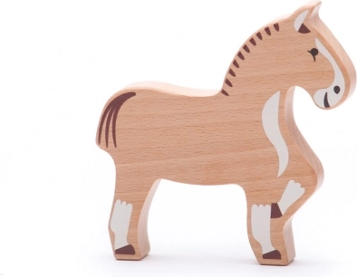 Bajo vidiecky statok – kôň z bukového dreva