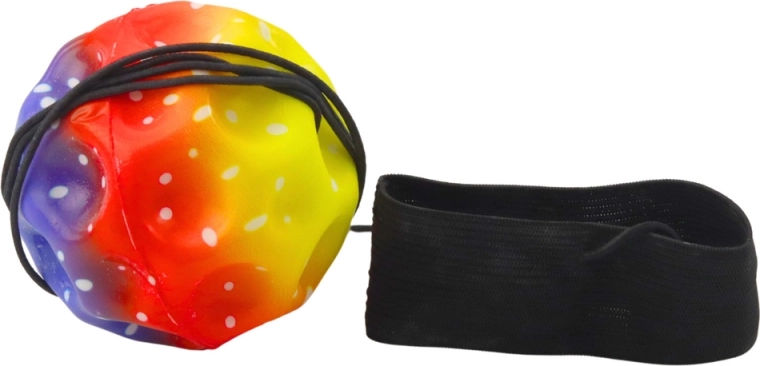 Elastická šnúrka vracia loptičku k ruke