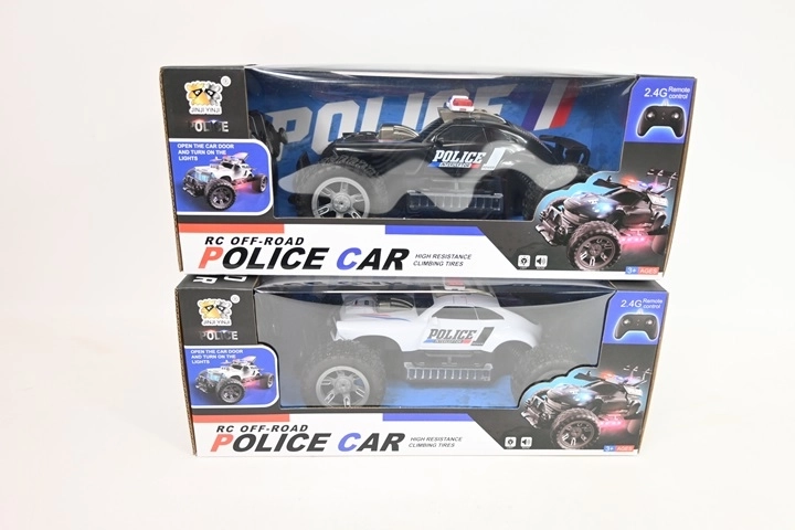 Policajné auto na diaľkové ovládanie + balíček