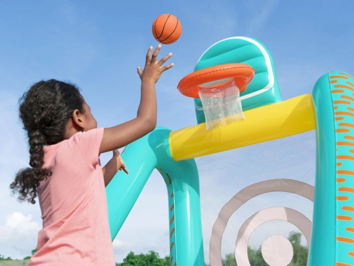 Stabilná a bezpečná nafukovacia konštrukcia