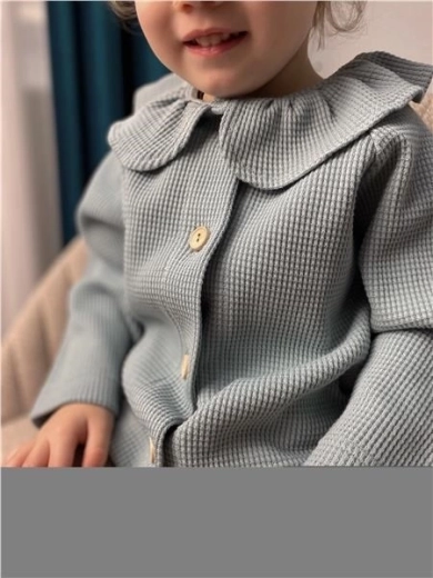 Praktické zapínanie na gombíky