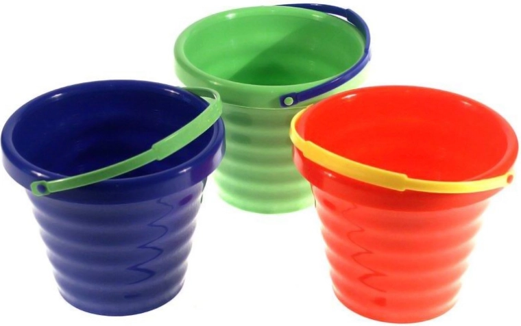 Detské vedierko na piesok 16 cm s uškom 1,4 l - 1 kus