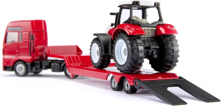 Náves s nájazdovými rampami