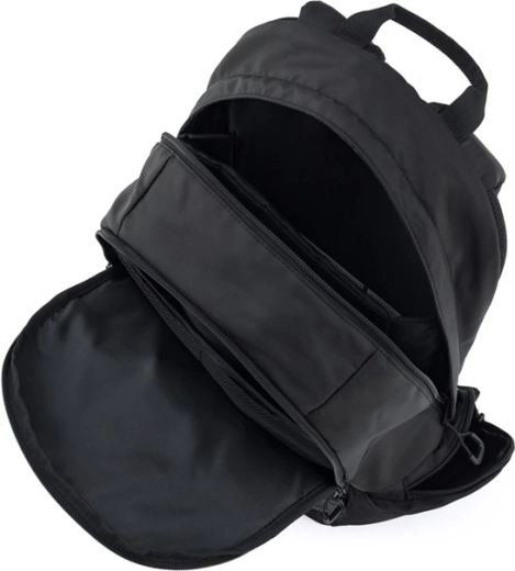 Trojkomorová organizácia a vrecko na notebook