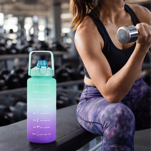 Široké hrdlo a pevná rukoväť