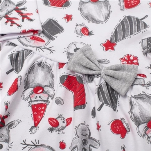 Sviatočný vzhľad s roztomilou mašličkou