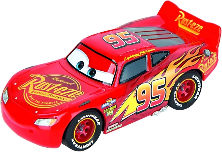 Lightning McQueen s detailným vzhľadom