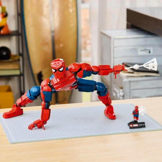 Plne polohovateľný Spider-Man vysoký 36 cm