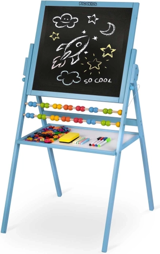 Stabilná drevená konštrukcia a praktická výbava