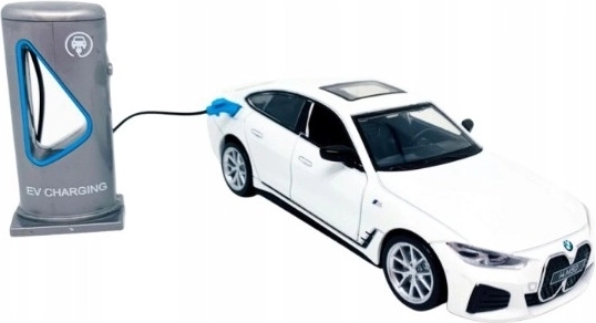 MSZ elektrický model BMW i4 M50 biely