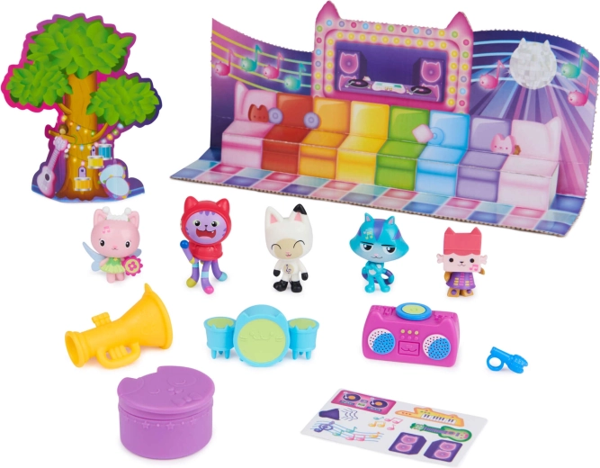 Hudobné pódium pripravené na koncert