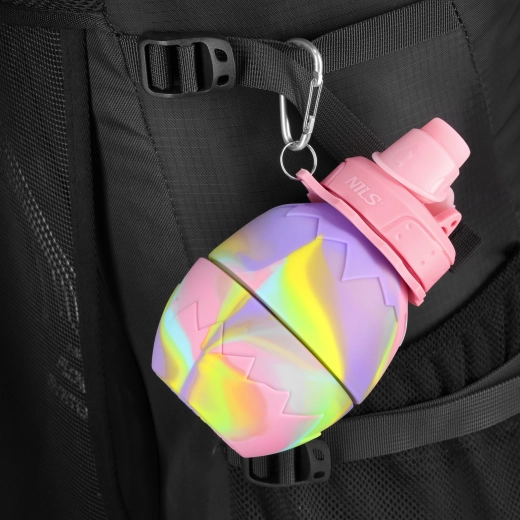 Praktická karabína a tesniace viečko