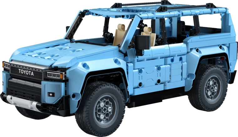 Realistický vzhľad Toyota Land Cruiser Prado