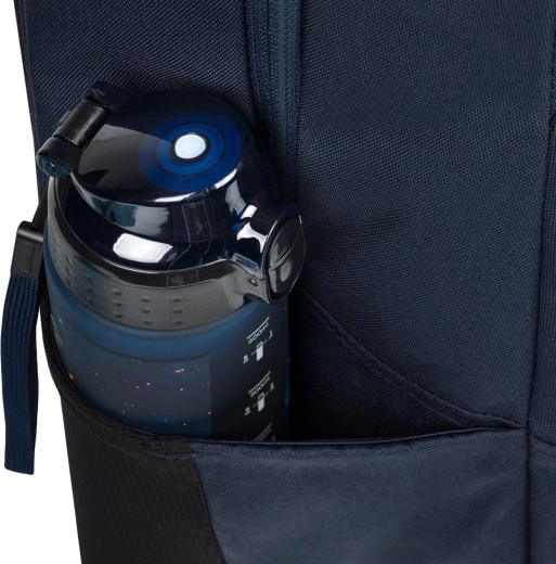 Praktické bočné vrecká a každodenný komfort