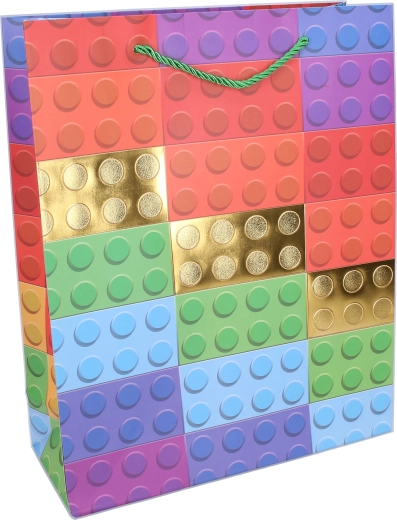 Hravý dizajn so zlatými akcentmi