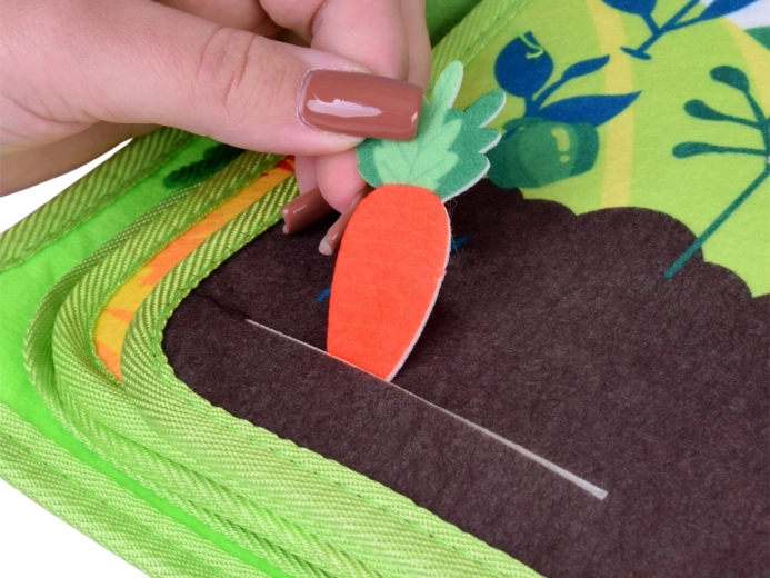 Rozvíja jemnú motoriku a sústredenie