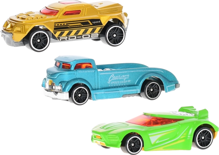 Tri autíčka do každého závodu